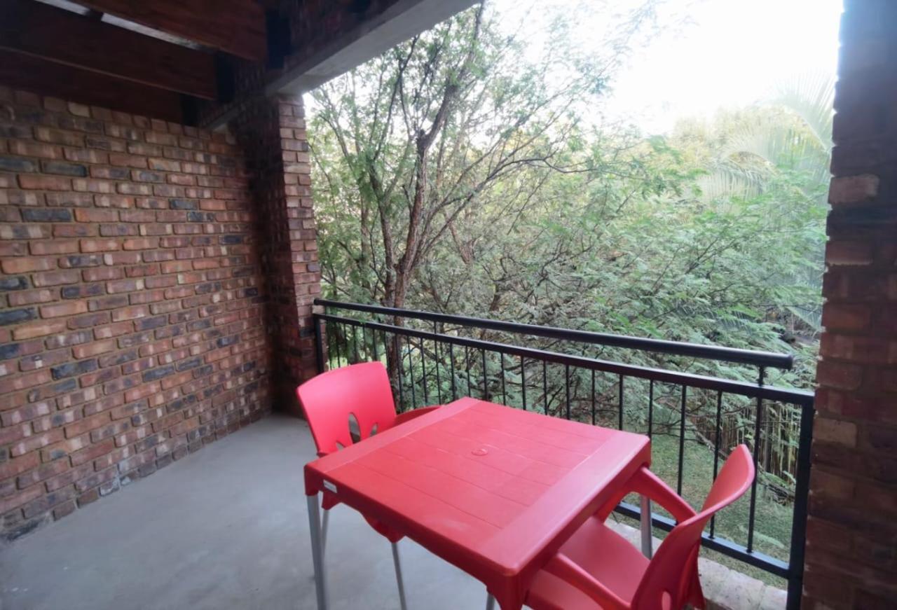 Suikerbosrant Sleep And Go Bed & Breakfast Pretoria Exterior photo