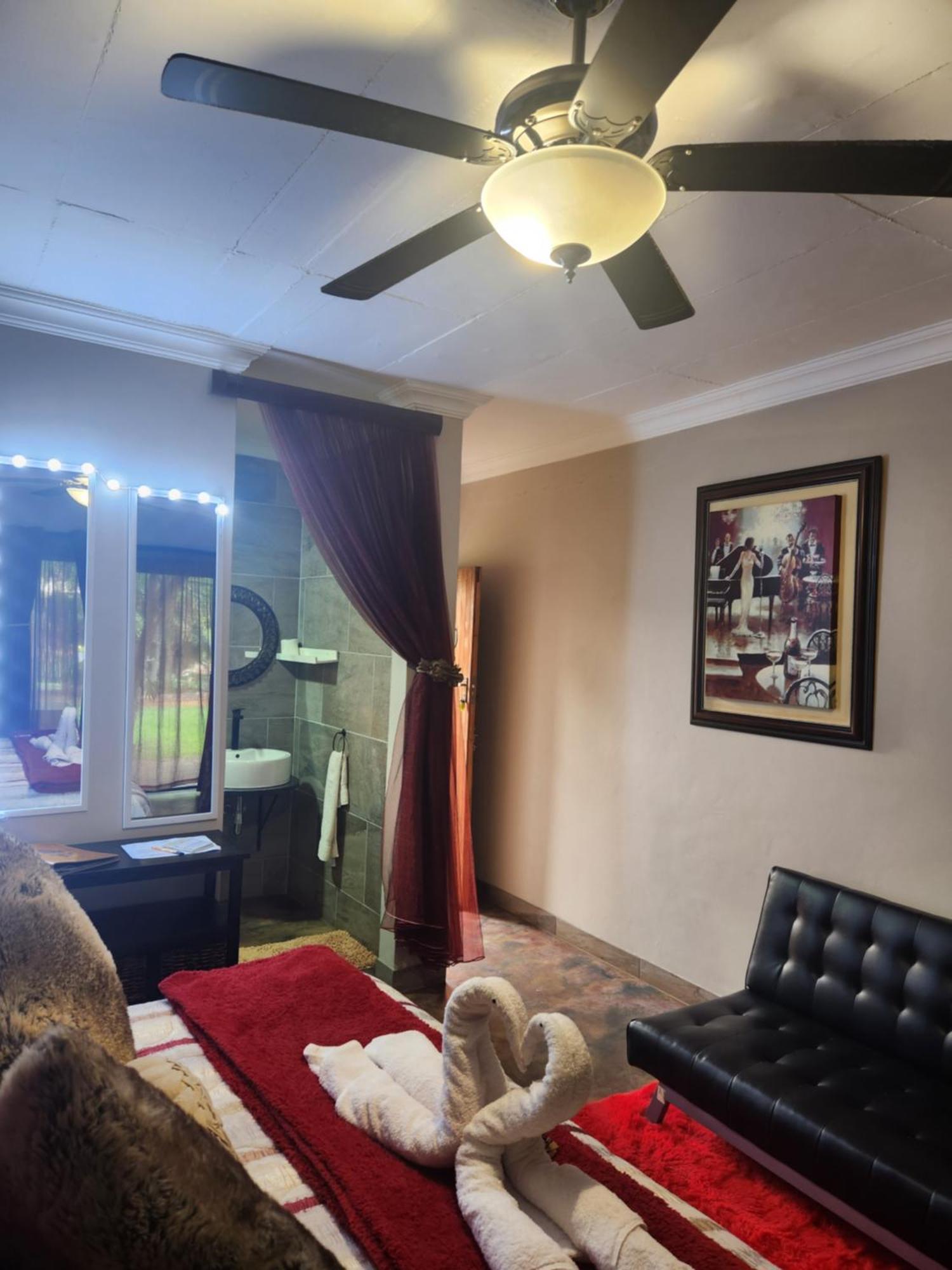 Suikerbosrant Sleep And Go Bed & Breakfast Pretoria Exterior photo